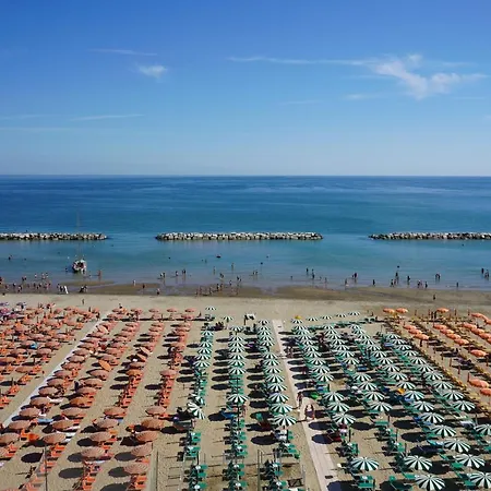 Giovanna Regina Hotel