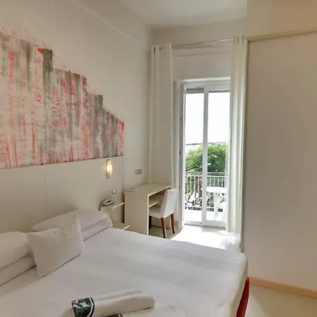 Giovanna Regina فندق 3*