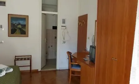 Giovanna Regina Hotel