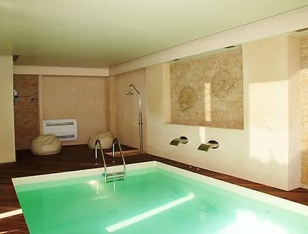 Giovanna Regina Hotel